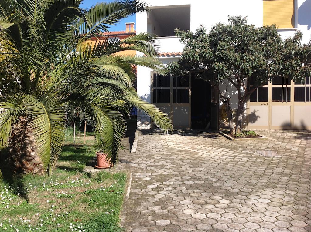 Apartment Μεντουλίν Δωμάτιο φωτογραφία